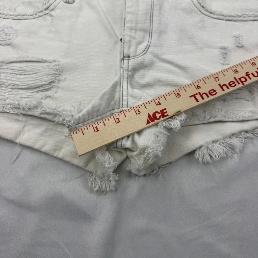 Lucky Brand The Cut Off Shorts Womens 2/26 White Distressed Frayed Denim 7WD1066
